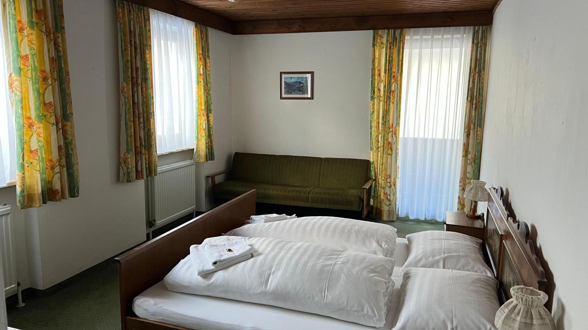 Bed and Breakfast Haus Alpina By Chatel Reizen Гроссарль Экстерьер фото